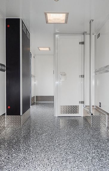 Brotverteiler von RKB: Ansicht Innenraum Brotverteiler von RKB: Ansicht Innenraum